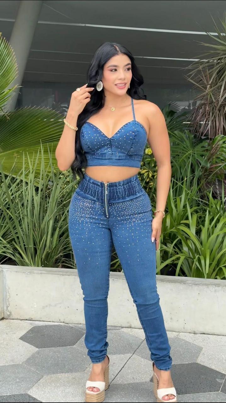 Conjunto Jean con Brillo Índigo Stretch | Crop Top y Pantalón Tiro Alto